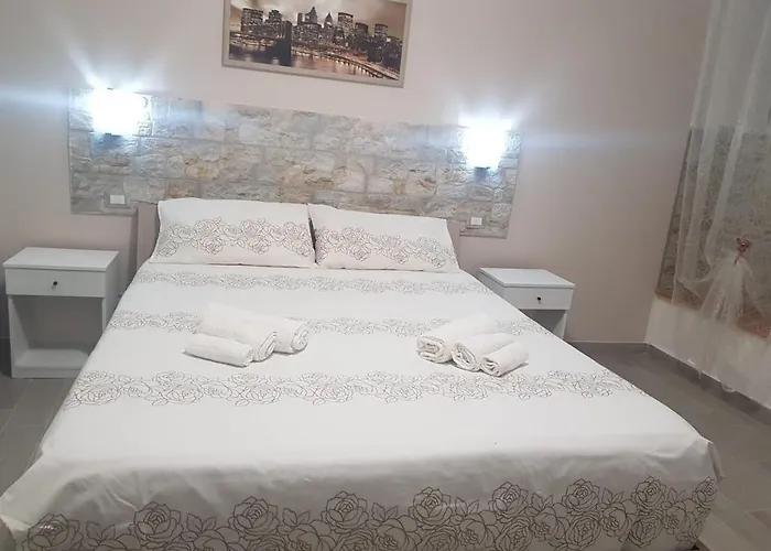 Konukevi Casa Al Massimo 3*