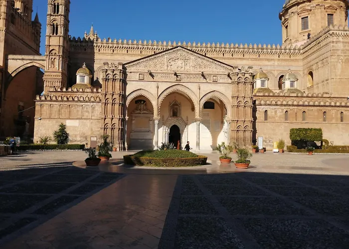 Konukevi Casa Al Massimo 3*